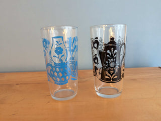 Glassware with tea kettle decals, set of 2 complementary designs