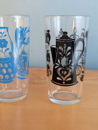 Glassware with tea kettle decals, set of 2 complementary designs