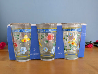 Pronto! Set of 3 "new in package" vintage drinkware juice glasses with floral decals