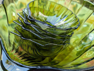 Rich green vintage clamshell serving bowl set with 4 small salad dessert bowls - Artful Accumulator Boutique Vintage