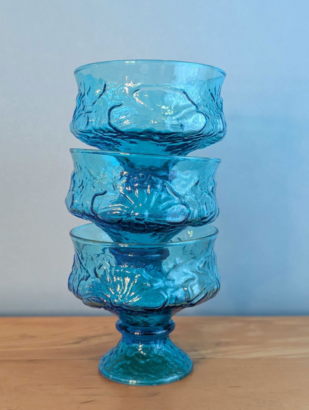 Set De 6 Coupes à Glace/fruits En Verre Sur Pied Bleu Pastel - Occasion TBE
