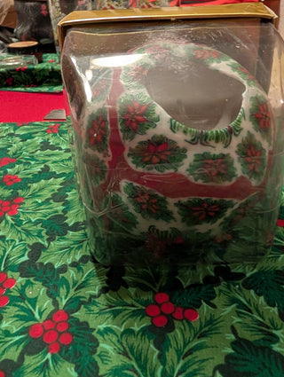 Round Candle with Poinsettia Layered exterior (used)