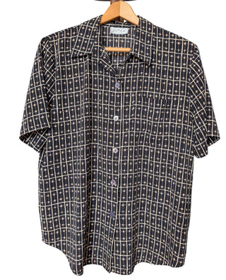 Oversized button up short sleeve black violet tan striped pattern