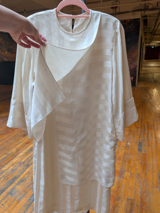 Creamy silk layered vintage jacquard wedding dress