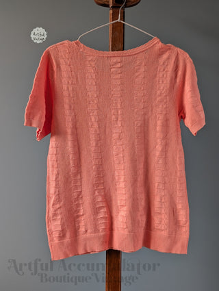 warm pink scalloped textured patterned knit shirt short sleeves, scalloped collar, brandless