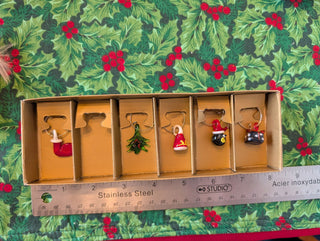 party set of 5 Christmas-themed wine charms made from lamp-worked glass - Artful Accumulator Boutique Vintage