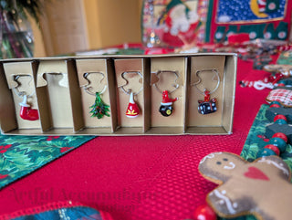 party set of 5 Christmas-themed wine charms made from lamp-worked glass - Artful Accumulator Boutique Vintage