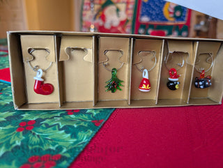 party set of 5 Christmas-themed wine charms made from lamp-worked glass - Artful Accumulator Boutique Vintage