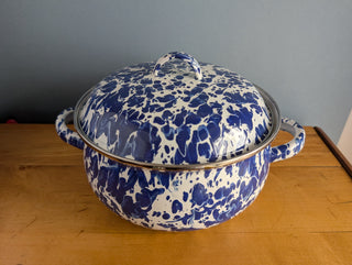 speckled blue and white pot enamelware splatter design, with side handles, silver rim, and a fitted lid with top handle